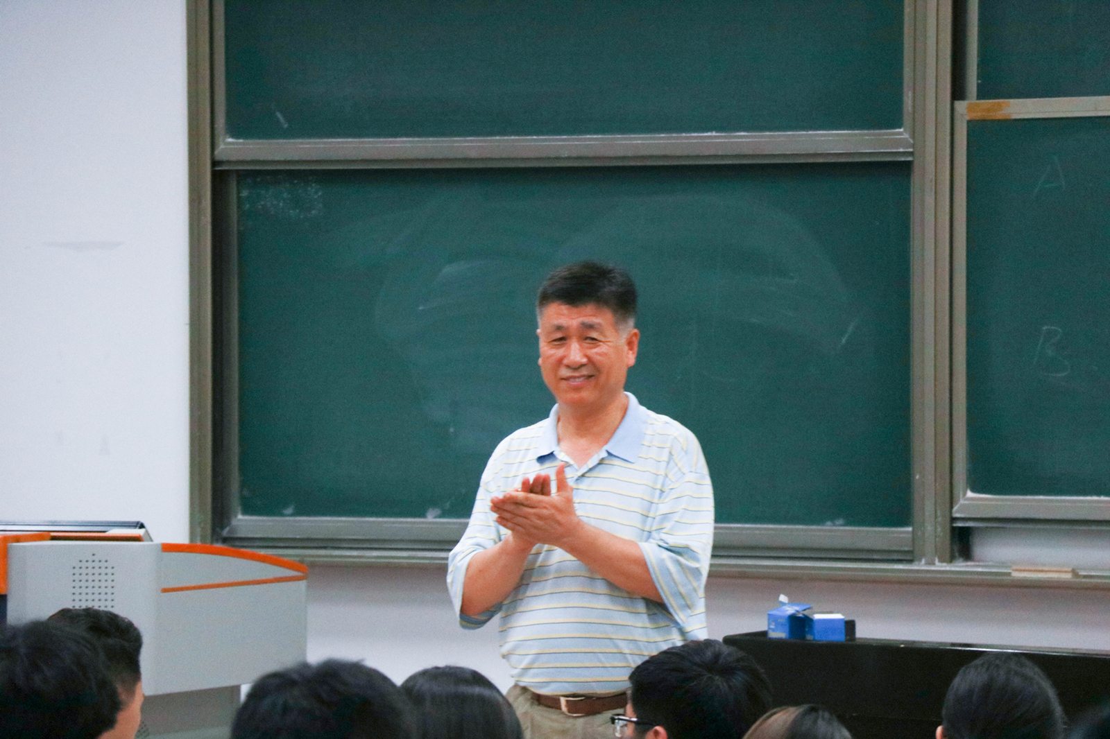 崇尚实践、知行并重，青春的汗水永远在路上——williamhill中国官方网站召